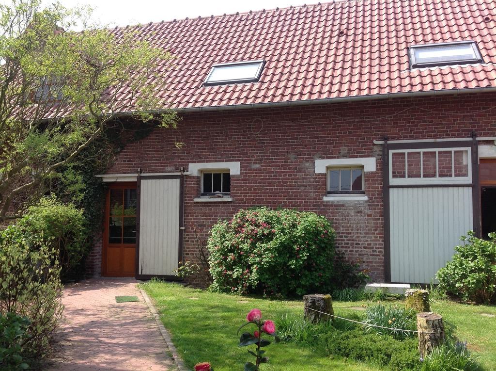 Bed and Breakfast La Cense Des 6 Sens Beugny Exterior foto